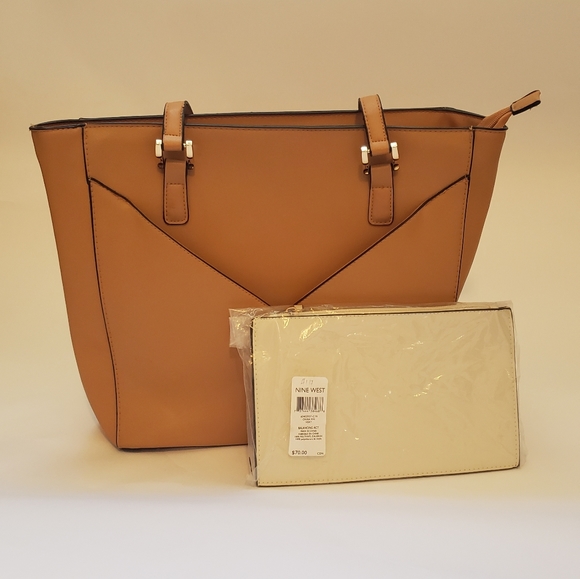 Handbag - Picture 4 of 7